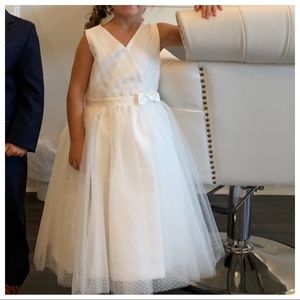 Flower girl/ communion dress size 6 us angels